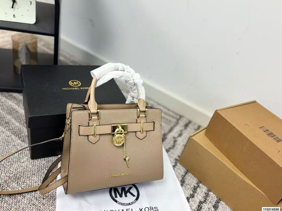 Brand New Michael Kors Trendy  - Women'S Tote Bags Michael Kors 评论和价格