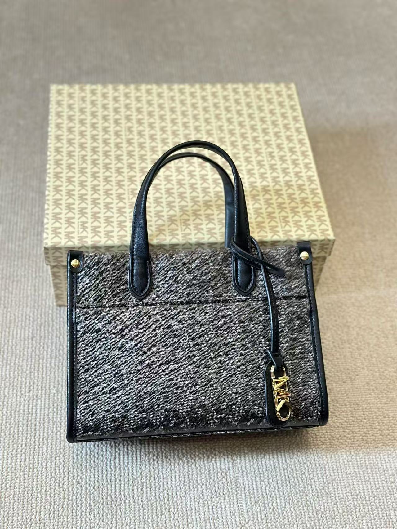 Brand New Michael Kors Tote Ba - Women'S Tote Bags Michael Kors 评论和价格