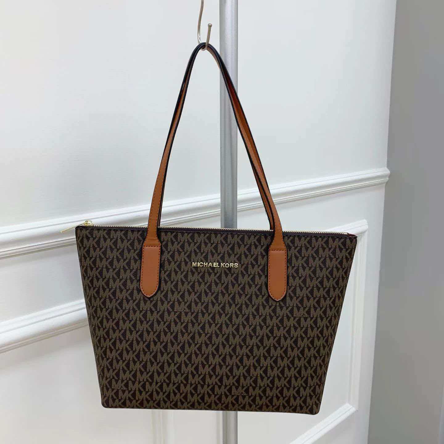 Michael Kors Vincent Printed W - Women'S Tote Bags Michael Kors 评论和价格