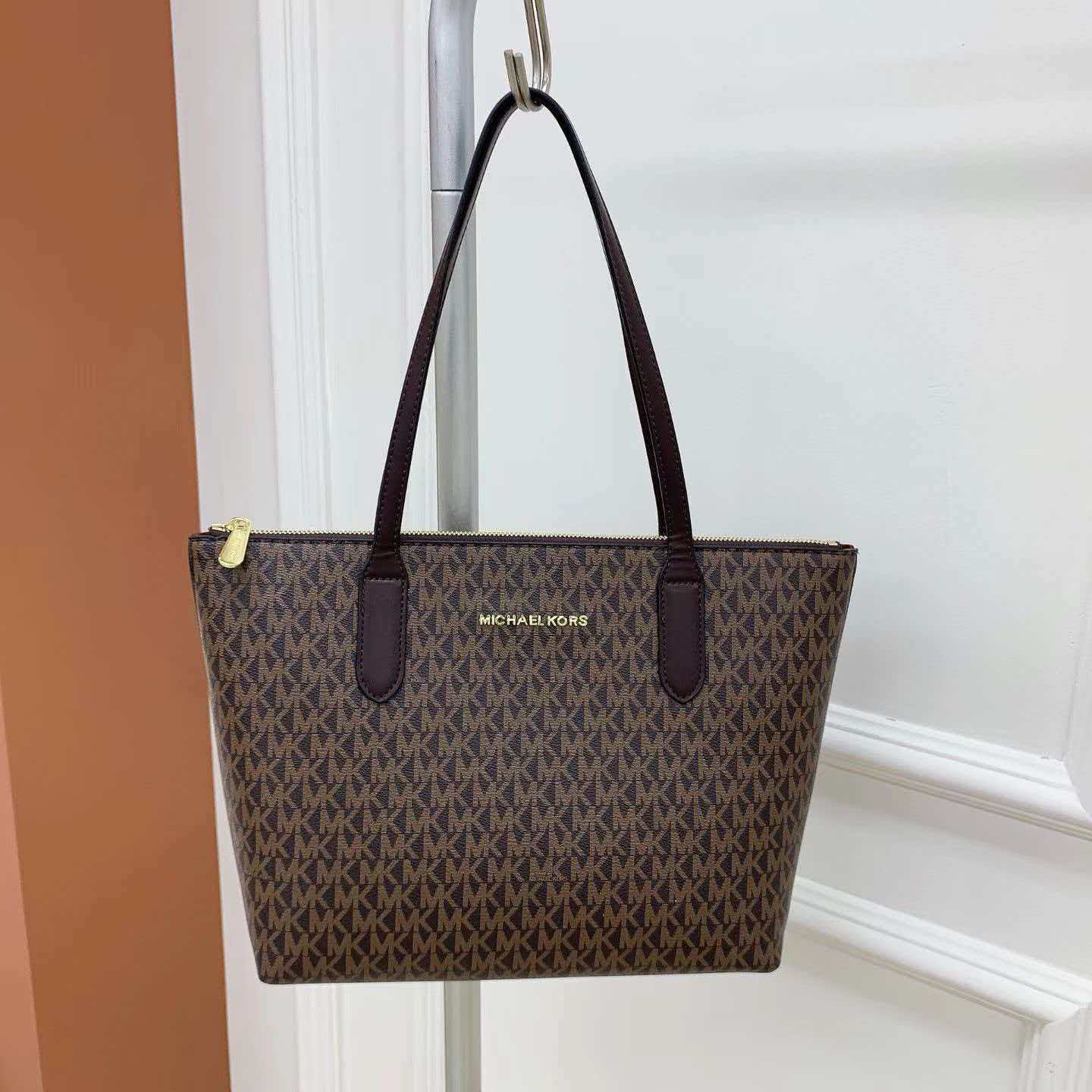 Michael Kors Vincent Printed W - Women'S Tote Bags Michael Kors 评论和价格
