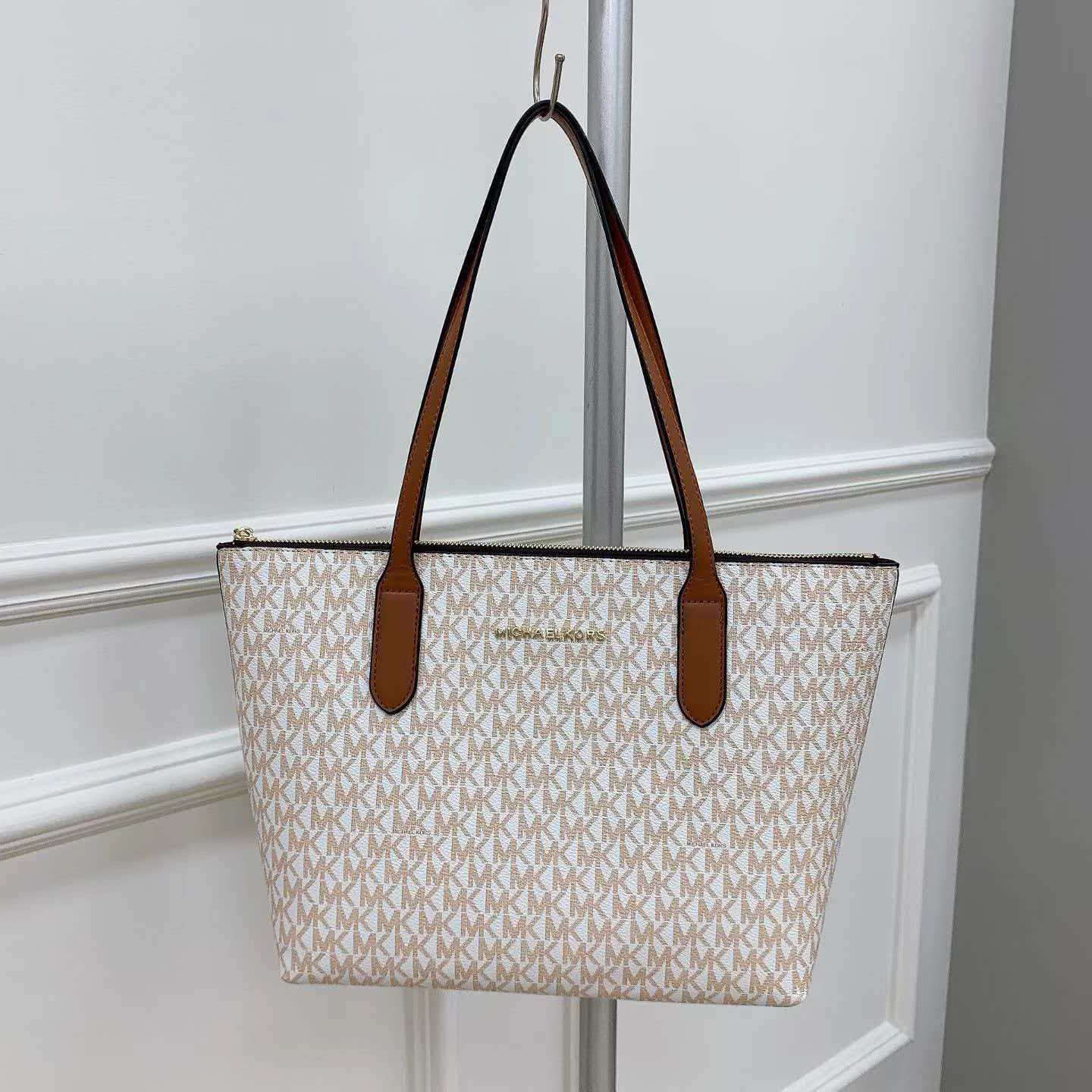 Michael Kors Vincent Printed W - Women'S Tote Bags Michael Kors 评论和价格